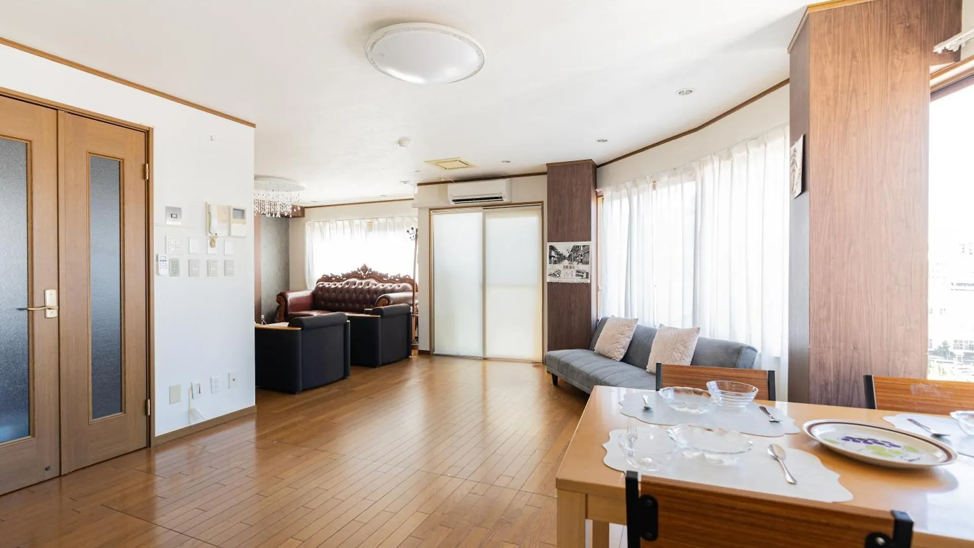 Sunrise House 樱川 Apartamento Osaca Japão